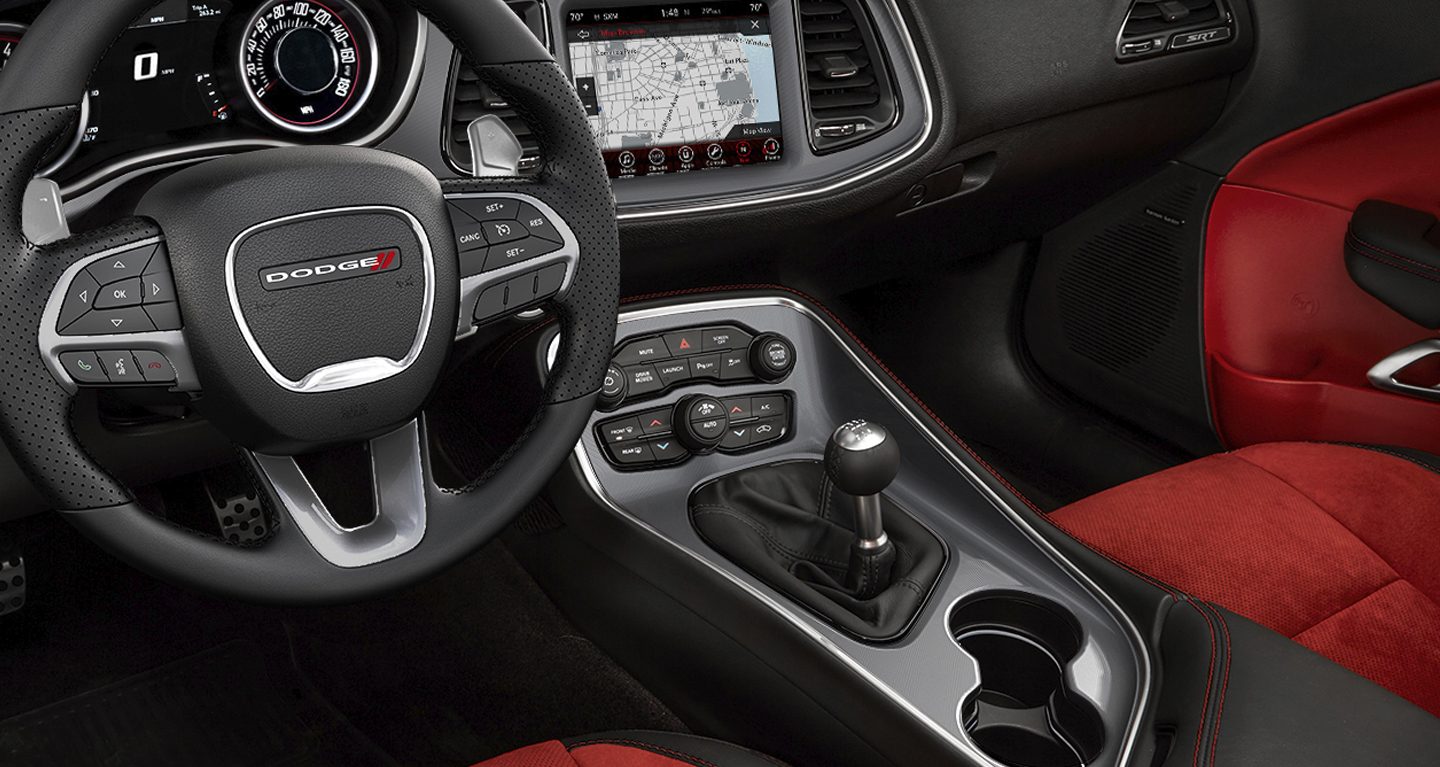 2019-challenger-gallery-interior1